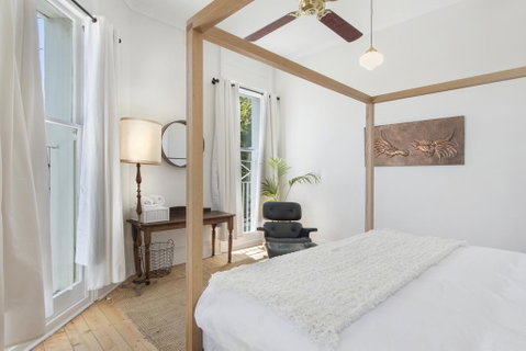 The Local Hotel - St Kilda Accommodation 2
