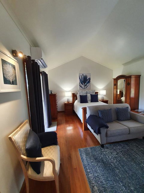 The Paddocks - St Kilda Accommodation 0