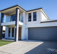 The Races Complex - St Kilda Accommodation