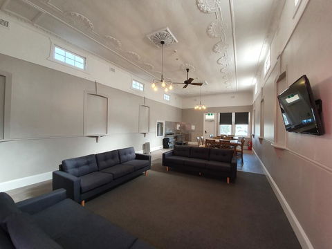 The Royal Hotel - St Kilda Accommodation 3