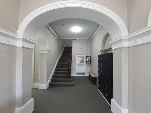 The Royal Hotel - St Kilda Accommodation 1