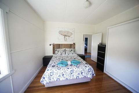 The Tickled Trout - St Kilda Accommodation 2