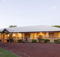 Toby Inlet Homestead - St Kilda Accommodation