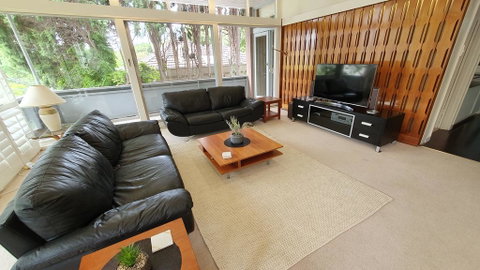 Toorak Luxury Living - St Kilda Accommodation 3