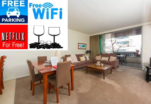 TRANQUIL EXEC CITY FREE WIFI NETFLIX WINE PARKING - St Kilda Accommodation 0