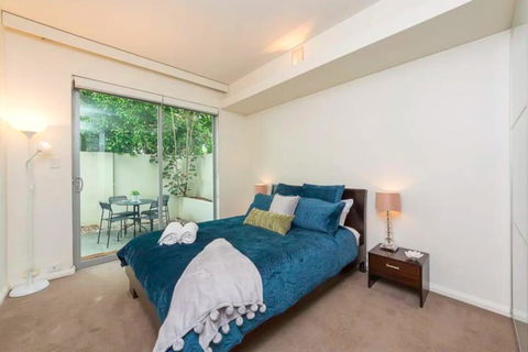 TRANQUIL EXEC CITY FREE WIFI NETFLIX WINE PARKING - St Kilda Accommodation 1