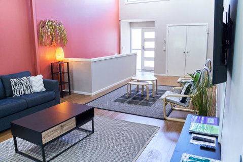 Treetops Haven - St Kilda Accommodation 2