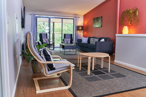 Treetops Haven - St Kilda Accommodation 1