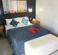 Tropical Lodge - St Kilda Accommodation