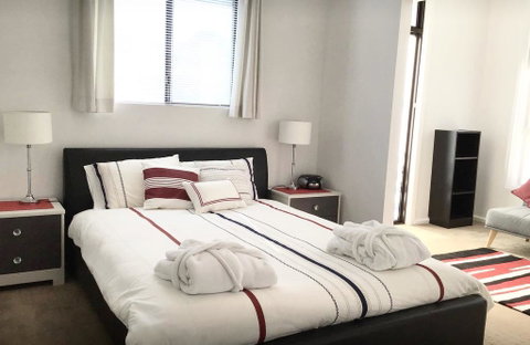 Tullamore - Close To Hobart Airport And Beaches - St Kilda Accommodation 0