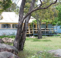 Twisted Gum Vineyard Cottage - St Kilda Accommodation