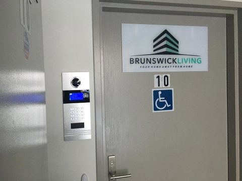 U201 Brunswick Living Brand New Deluxe Balcony Upper Floor Apartment Close To Airport And CBD - St Kilda Accommodation 3