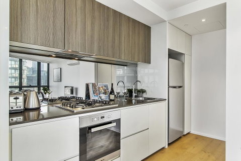 Ultra-Modern Luxury With Views At Kai Waterfront - St Kilda Accommodation 3