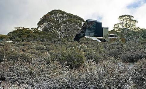 Under The Moonlight - St Kilda Accommodation 2