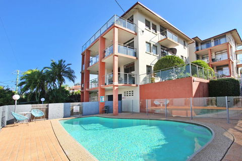 Unit 2, Cooltoro Court, 7 Frank Street Coolum Beach, 400 BOND, LINEN INCLUDED - St Kilda Accommodation 0