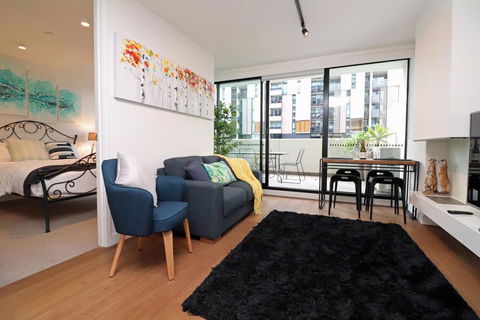 Urban Eden - Pets, Parking, Balcony, Chapel St 260m - St Kilda Accommodation 0
