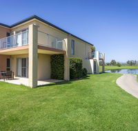 Villa On The Green - St Kilda Accommodation