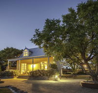 Vineyard Cottages - St Kilda Accommodation