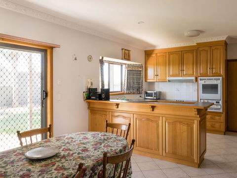 Vineyard Retreat Mildura - St Kilda Accommodation 3