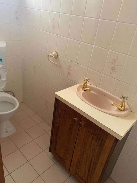 Vintage House In Bentleigh East - St Kilda Accommodation 3