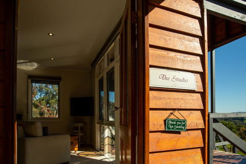 Vivere Retreat - St Kilda Accommodation 2
