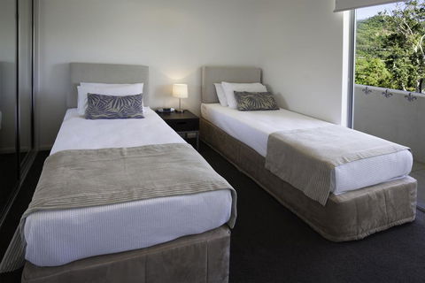 Vue Apartments Trinity Beach - St Kilda Accommodation 1