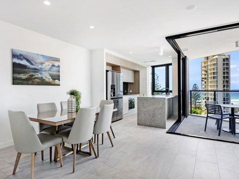 Vue Broadbeach Private 2 Bed Ocean View - St Kilda Accommodation 0