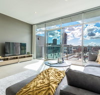 Vue of the East End-Wifi - Netflix - Nespresso - St Kilda Accommodation