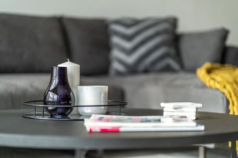 Vue Of The East End-Wifi - Netflix - Nespresso - St Kilda Accommodation 1