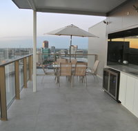 VUE Penthouse on King William - St Kilda Accommodation