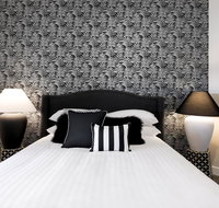 Walk everywhere in the city from a historic home - St Kilda Accommodation