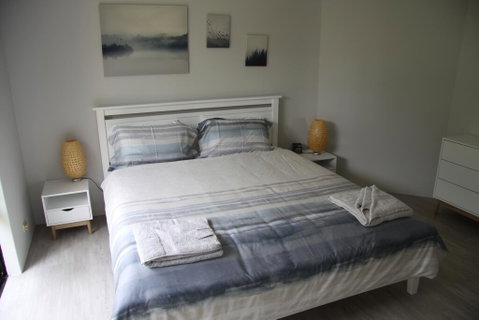 Warnbro Beach Family Accommodation - St Kilda Accommodation 0