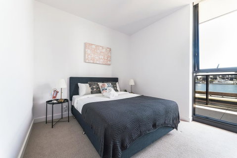 Waterfront Apt On Mel Collins Street#3 - St Kilda Accommodation 3