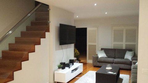 Central To Cowes - St Kilda Accommodation 3