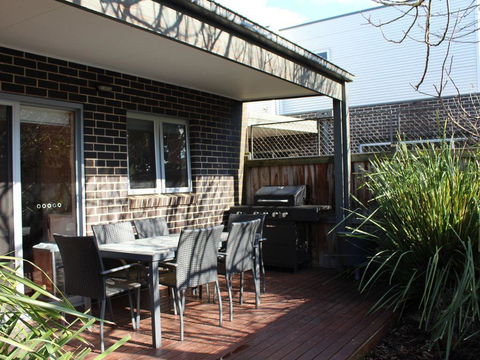 Central To Cowes - St Kilda Accommodation 9
