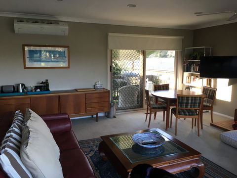 Andrew's On Topaz - St Kilda Accommodation 13