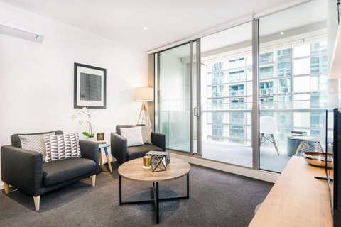 Stylish Apartment+Netflix - St Kilda Accommodation 14