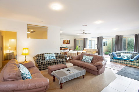 Austral Place 88 Via Merri River - St Kilda Accommodation 5