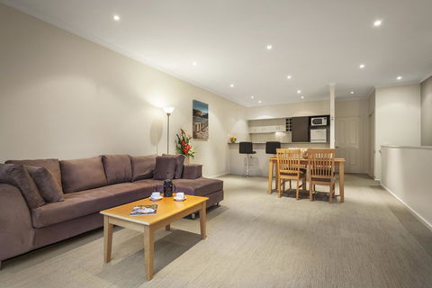 Quest Warrnambool - St Kilda Accommodation 8