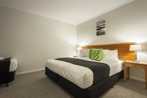 Quest Warrnambool - St Kilda Accommodation 7