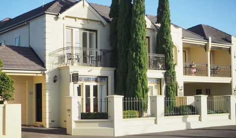 Beechwood Apartment - St Kilda Accommodation 0