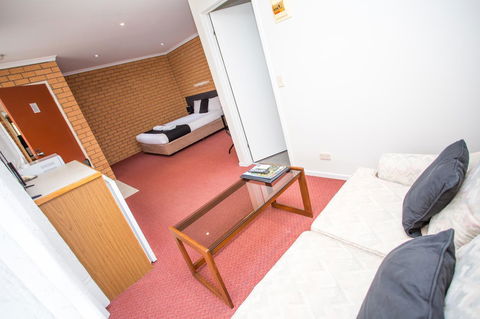 Blue Whale Motor Inn & Apartments - St Kilda Accommodation 6