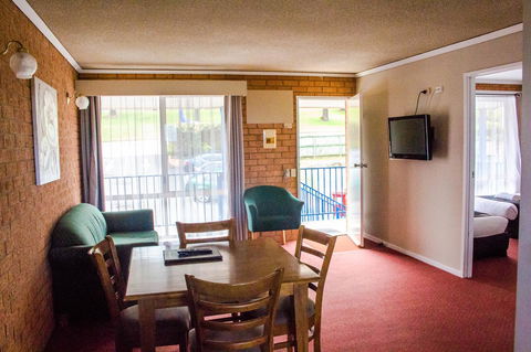 Blue Whale Motor Inn & Apartments - St Kilda Accommodation 2