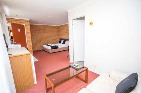 Blue Whale Motor Inn & Apartments - St Kilda Accommodation 8