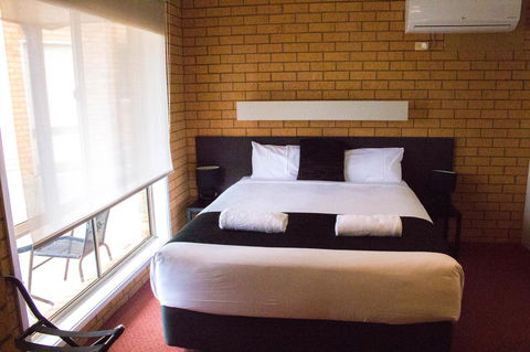 Blue Whale Motor Inn & Apartments - St Kilda Accommodation 4