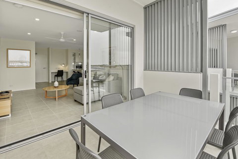 Aquarius Kawana - St Kilda Accommodation 8