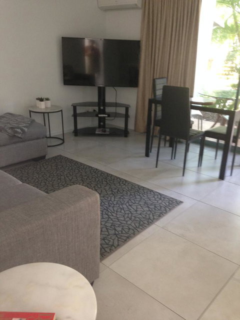 Chez Noosa Resort Motel - St Kilda Accommodation 6