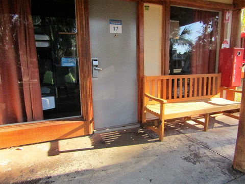 Nomads Airlie Beach - St Kilda Accommodation 16