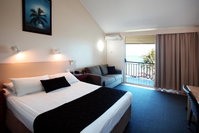 Book Bowen Accommodation Vacations St Kilda Accommodation St Kilda Accommodation