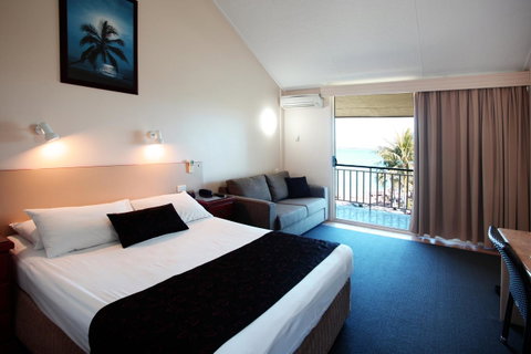 Whitsunday Sands Resort - St Kilda Accommodation 0